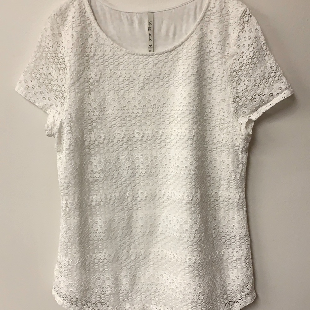 Leo & Nicole white lace tee